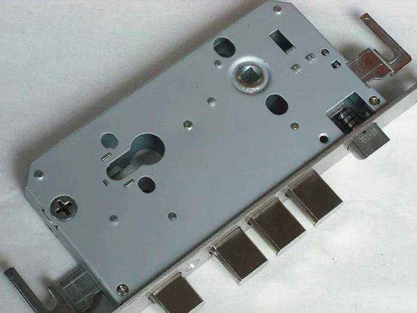 边坝24小时上门开锁公司