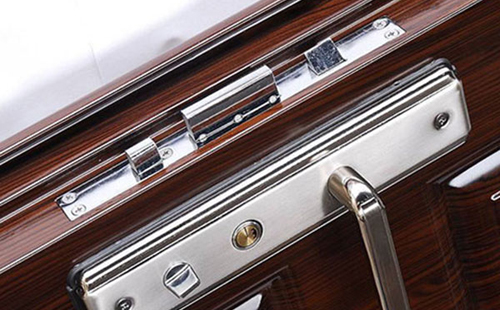 边坝24小时上门开锁公司